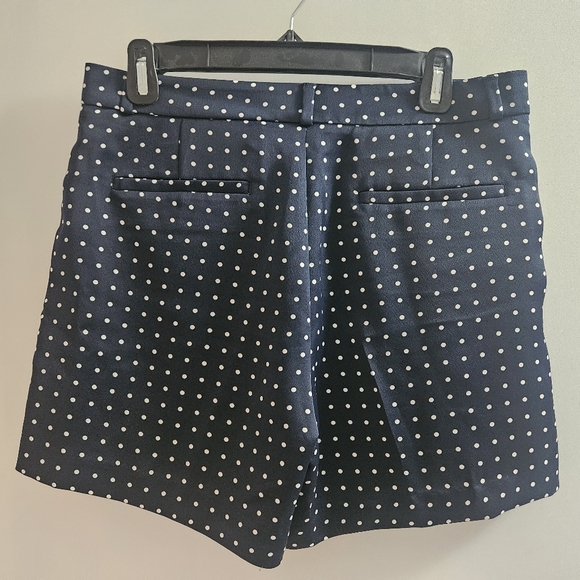 Dress shorts - Picture 2 of 5